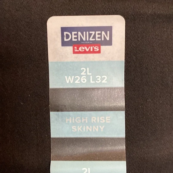 Levi's Essential Stretch Black Jeans - Picture 3 of 6